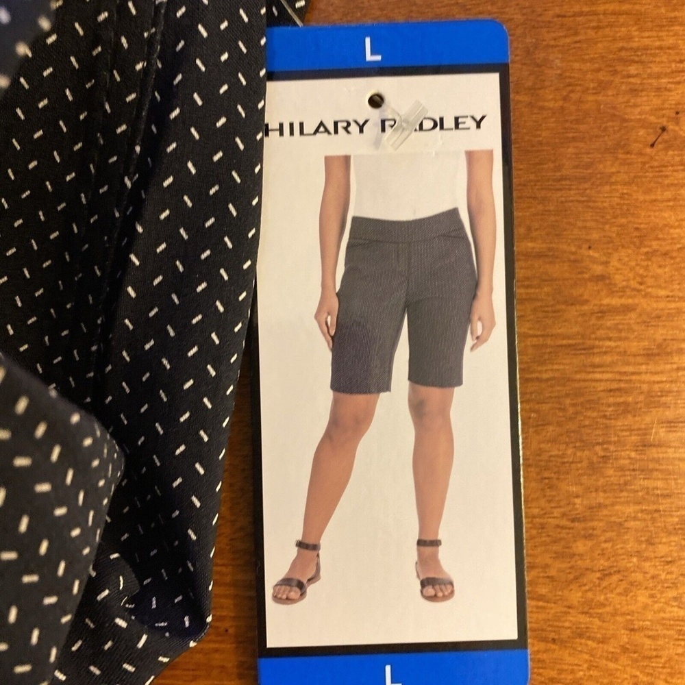 Hilary Radley NWT Large Blue & White w/Geometric Print Pull-On Bermuda Shorts - Picture 6 of 6